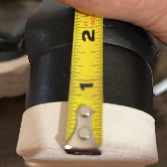 Clark’s gladiator sandals - Picture 9 of 10